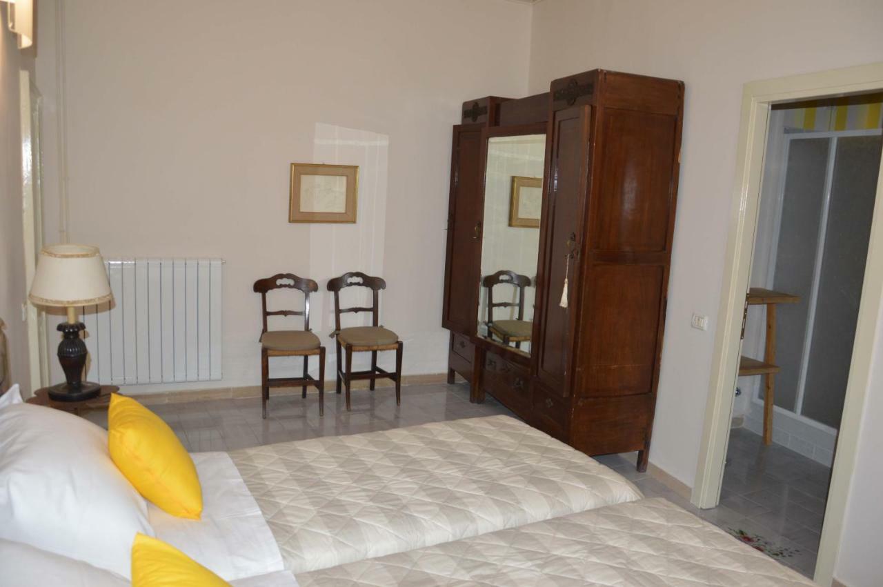 Casa Ciri Bed & Breakfast Foligno Exterior photo